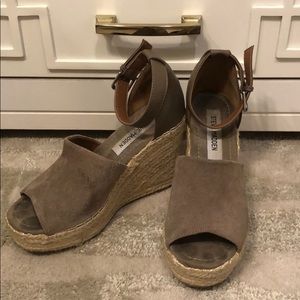 Steve Madden Josey sandal wedge